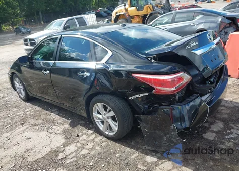 2013 Nissan Altima 2.5 Sv z USA, uszkodzony, nr VIN 1N4AL3AP3DC111256